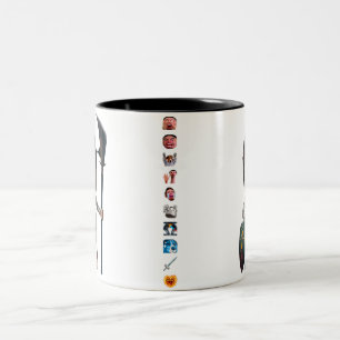La tasse heureuse de fraise-mère avec font dans le