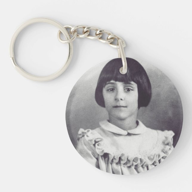 La Vénérable Antonietta Meo (Devant)