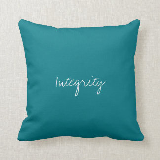 La vertu d'intégrité a décoré le coussin