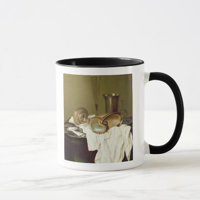 La vie toujours avec une tasse de Nautilus (Droite)