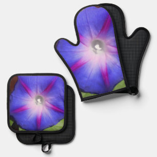 Labille-Guiard Oven Mitt & Pot Holder Set
