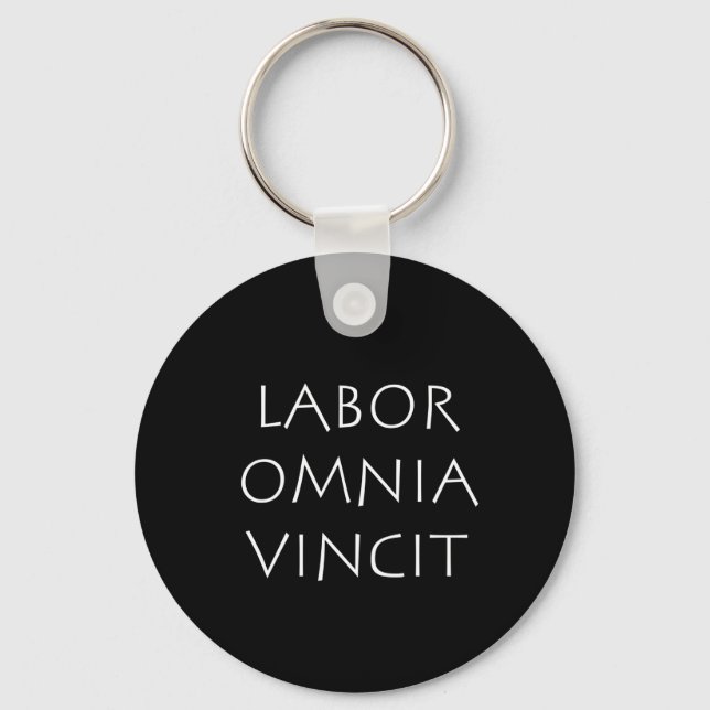 Labour omnia vincit keychain (Front)