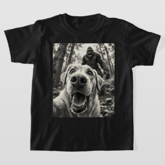 Labrador Selfie With Big Foot Fun Dog lover Gift F T-Shirt