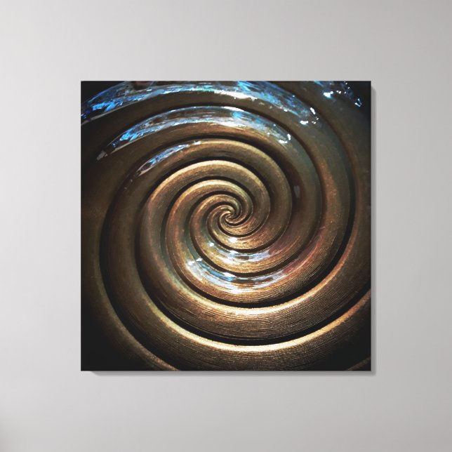 labyrinth canvas print (Front)