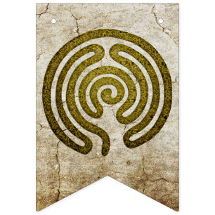 Labyrinth / maze - antique metal + your backgr. bunting flags