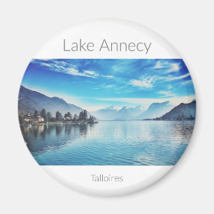 Lac aimant rond d'Annecy, la Haute-Savoie
