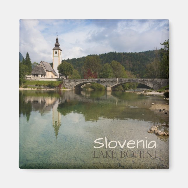 Lac Bohinj avec église en Slovénie texte aimant (Devant)