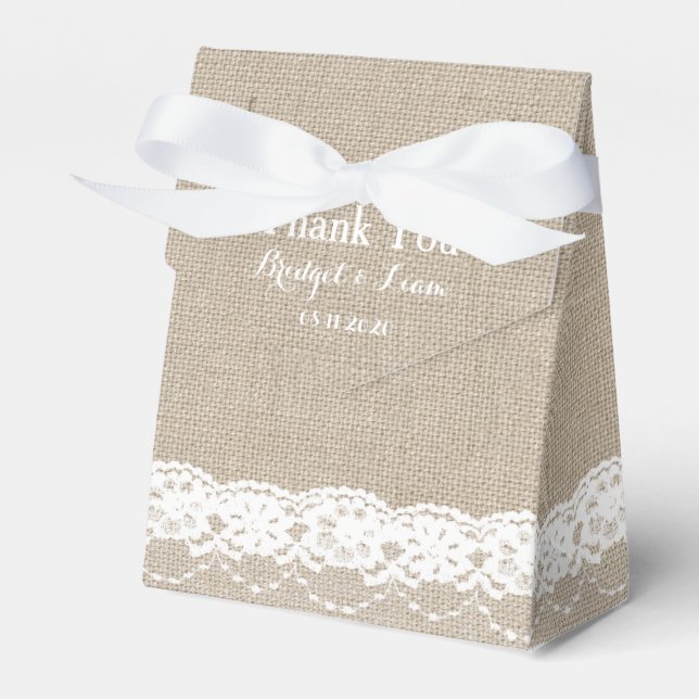 Lace in White Favour Box (Front Side)