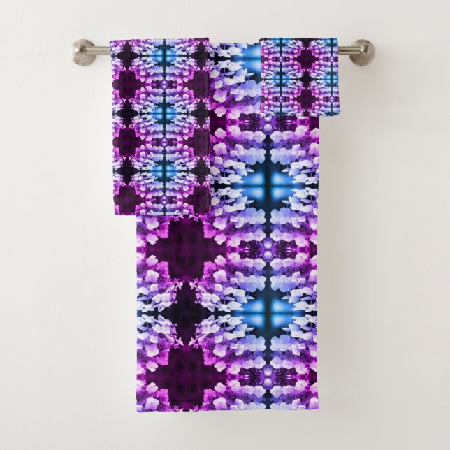Lacecap Hydrangea Colour Tint Pattern   Bath Towel Set (Insitu)