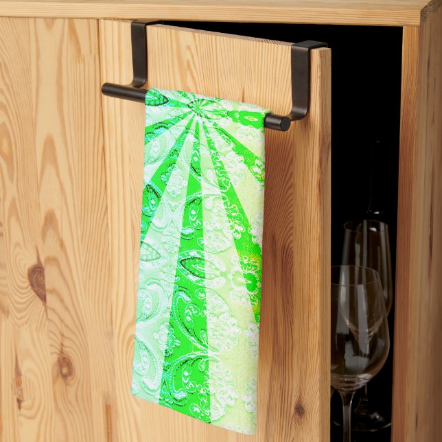 Lacy Sun Burst Kitchen Towel (Thirds Fold)