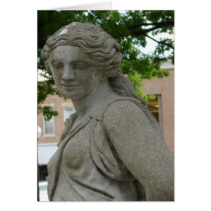 Lady in Stone in Washington, Iowa Toute l'occasion