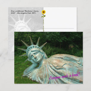 Lady Liberty fait une pause - carte postale H