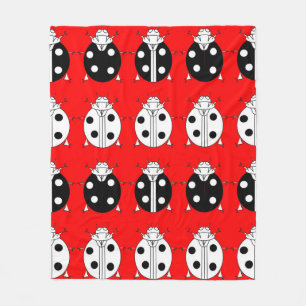 ladybirds pattern fleece blanket