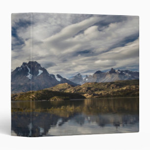 Lago Grey. Cordillera del Paine 2 Binder