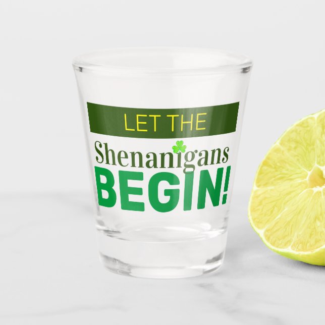 Laisser Les Shenanigans Commencer À Tirer Du Verre (Devant)