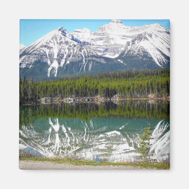 Lake in Banff Magnet (Front)