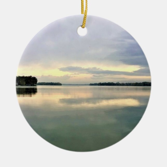Lake La Belle, Oconomowoc, Wisconsin Ceramic Ornament (Front)