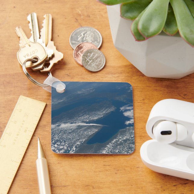 Lake Michigan, Lake Huron And State Of Michigan. Keychain (Desk)