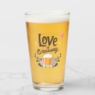 l'amour brasse du verre de bière