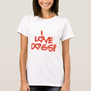 L'amour des coeurs I poursuit des T-shirts et des