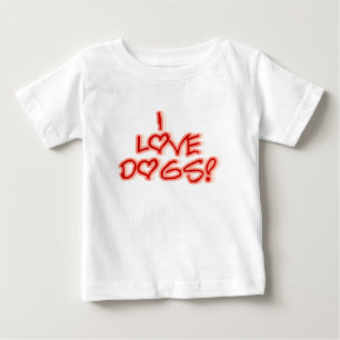 L'amour des coeurs I poursuit des T-shirts et des