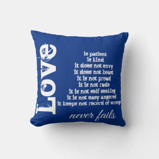 L'amour n'échoue jamais Coussin
