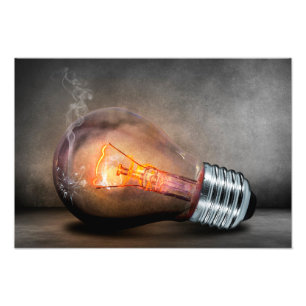 Lampe brillante Verre fissuré Fumée Photo