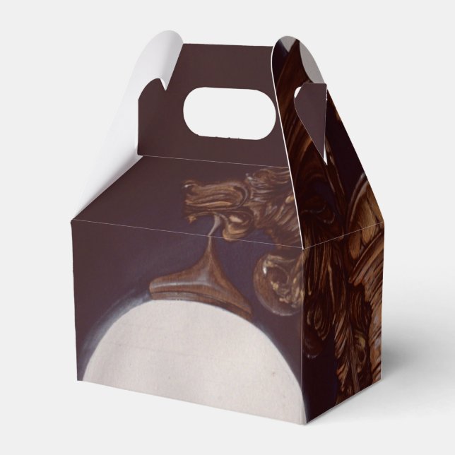 Lamppost with Demons Favor Box (Back Side)