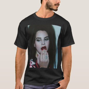 Lana    T-Shirt
