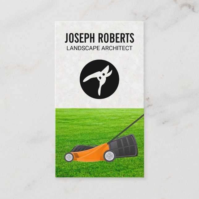 Landscape Architect | Lawn Mower | Hedge Trimmers Business Card (Front)
