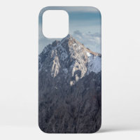 LANDSCAPE PHOTOGRAPHY OF MOUNTAIN