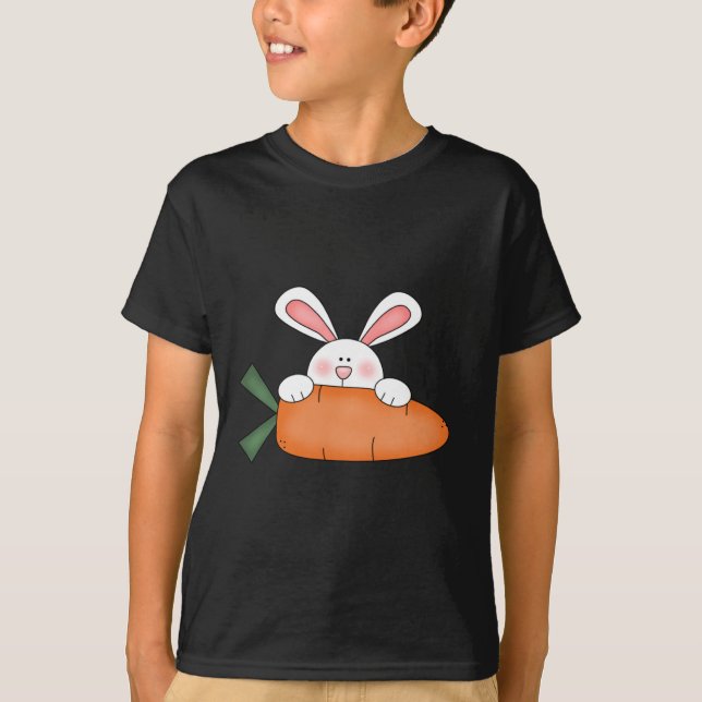 Lapin Avec T-shirts en carottes et cadeaux (Devant)