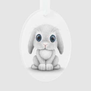 Lapin blanc mignon de bébé