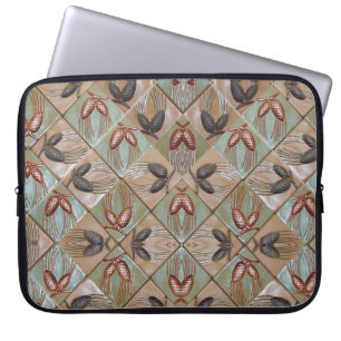 Laptop Sleeve with pinecones pattern