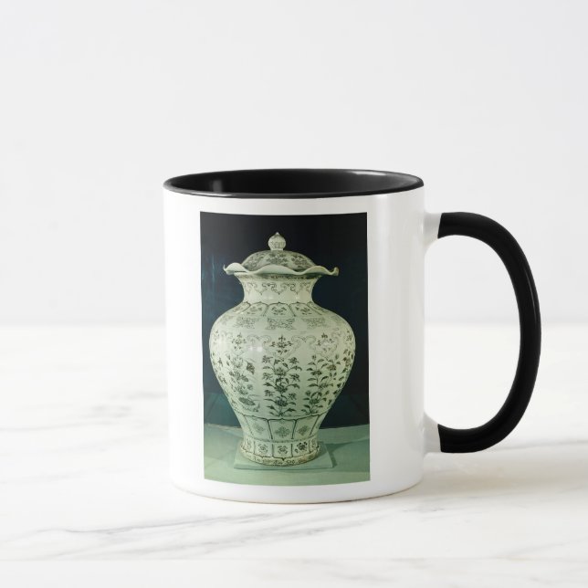 Large 'Kuoan' vase decorated with blue flowers Mug (Right)
