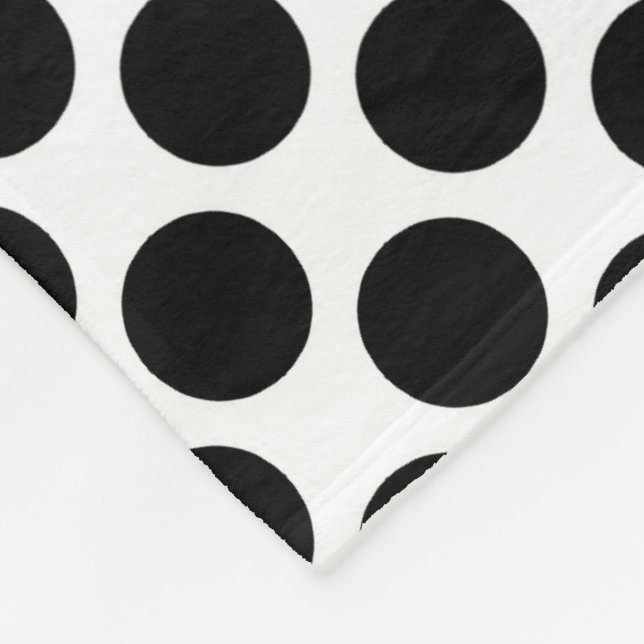 Large retro dots - black and white fleece blanket (Corner)