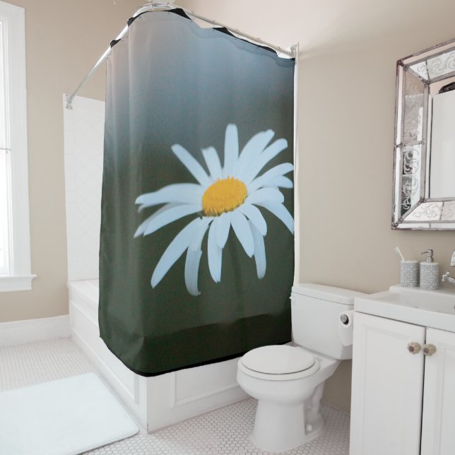 Large White Daisy Flower (In Situ)