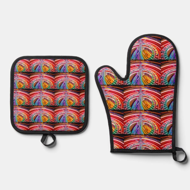 LAS VEGAS GAMES OVEN MITT & POT HOLDER SET (Front)