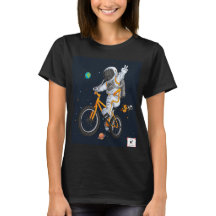 L'astronaute à cheval sur un T-shirt BMX