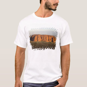 Late Afternoon Light on Uluru / Ayers Rock, T-Shirt