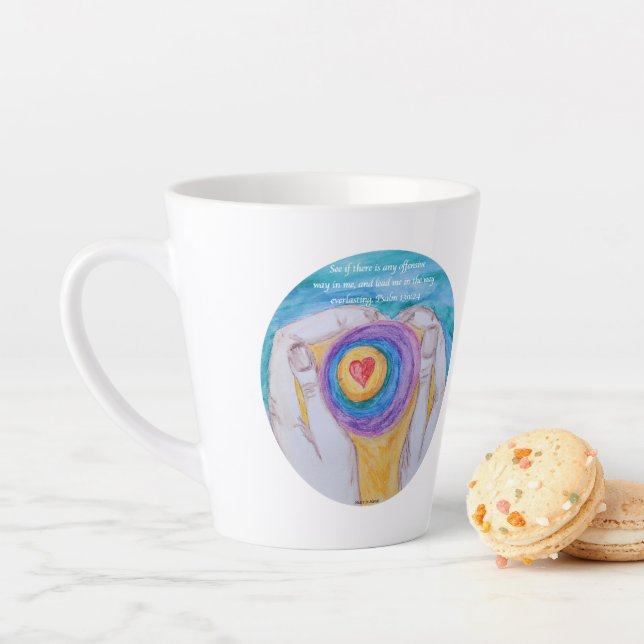 LATTE MUG Heart in Hands Circle PS139:24 blkfont (En situation)