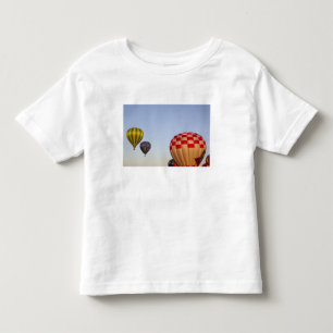 Launching hot air balloons toddler t-shirt