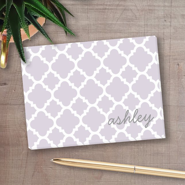 Lavendar Quatrefoil Pattern with Script Name Post-it Notes (Personalized post-it notes - add your name and other text)