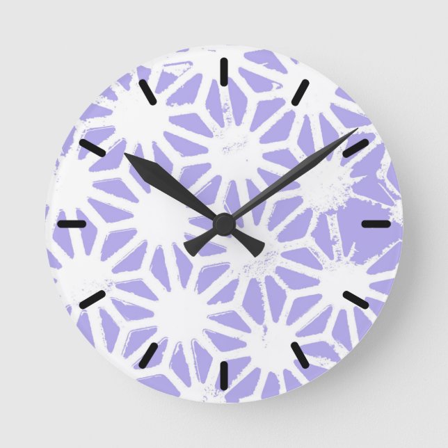 Lavender geometric pattern round clock (Front)