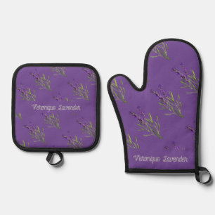 Lavender pattern- name oven mitt & pot hol Holder Set