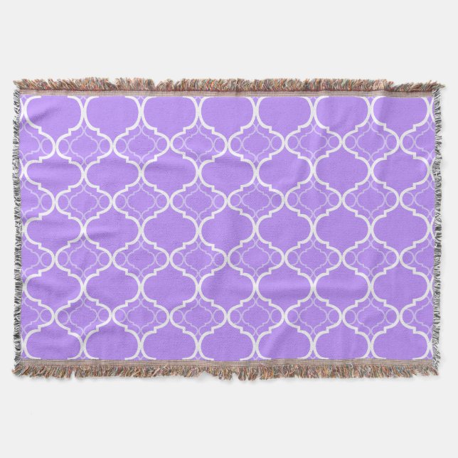 Lavender Purple Quatrefoil Geometric Pattern Throw Blanket (Front)
