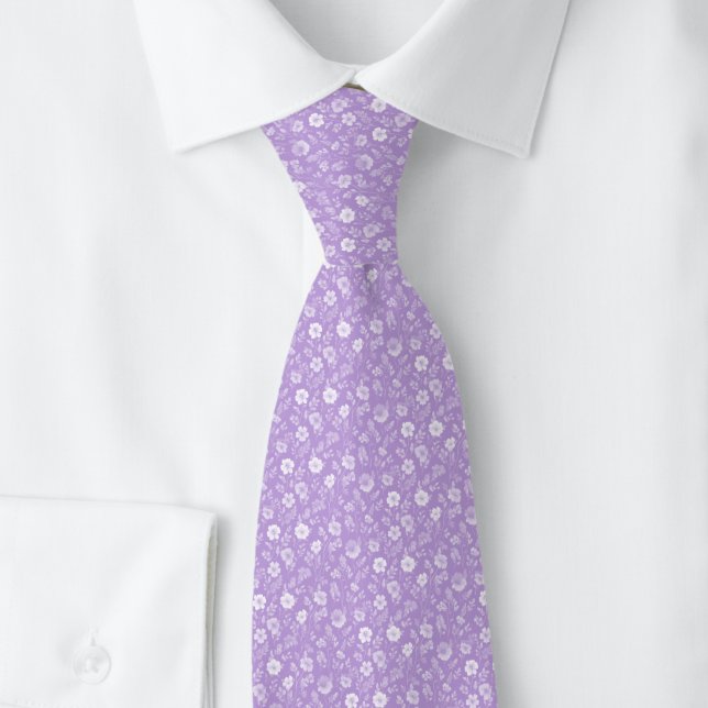 Lavender Tiny Flowers Tie (Creator Uploaded)