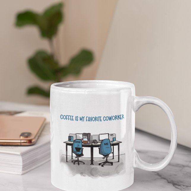 "Le café est mon collègue favori" Mug personnalisé (Have you ever felt that Coffee was your co-worker.  This is a perfect way to let you friends know!)