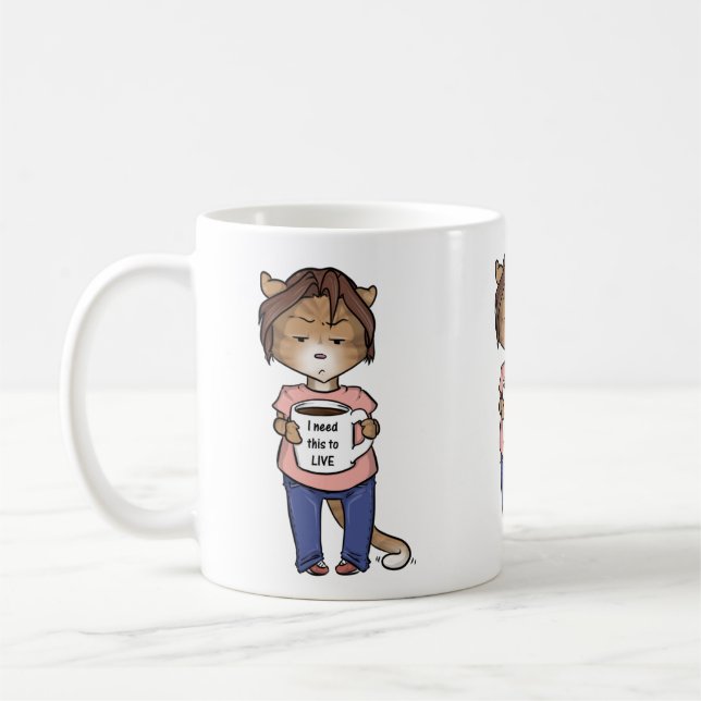le chat tigré orange a besoin de la tasse de café (Gauche)