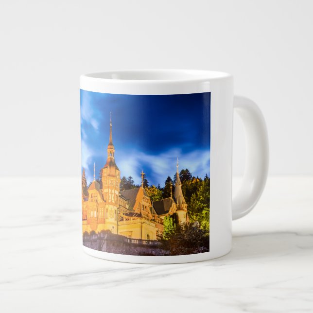 Le château de Mug Peles Sinaia (Devant droit)
